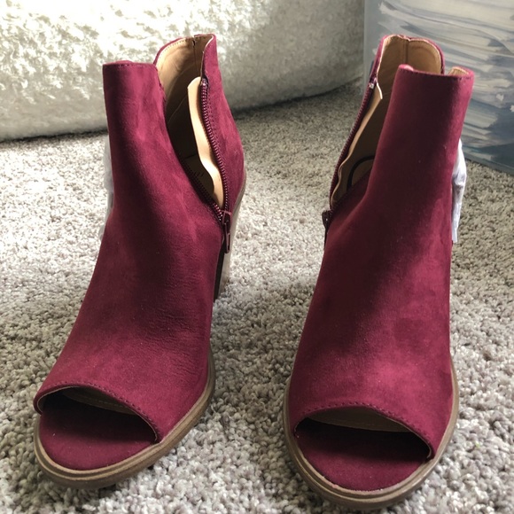 Open Toe Fall Booties - Picture 2 of 5